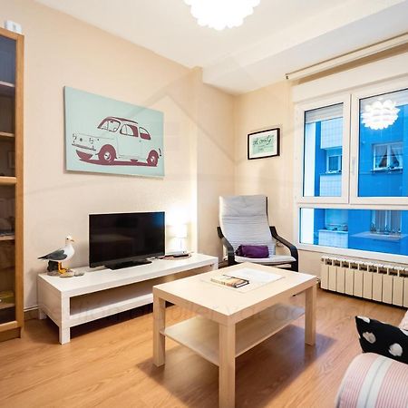 La Gaviota, Gijon Appartement Buitenkant foto