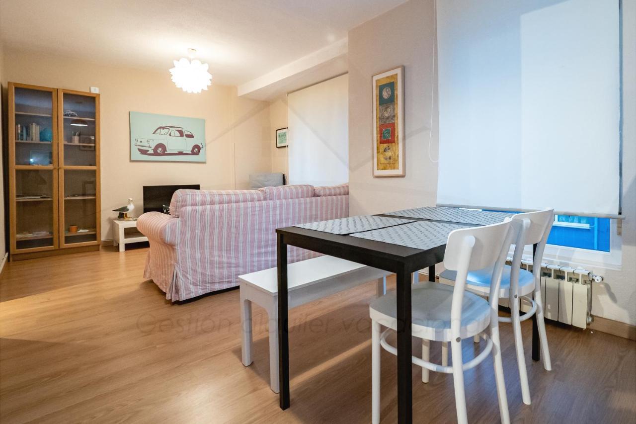 La Gaviota, Gijon Appartement Buitenkant foto