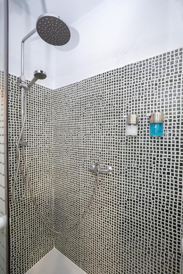 La Gaviota, Gijon Appartement Buitenkant foto