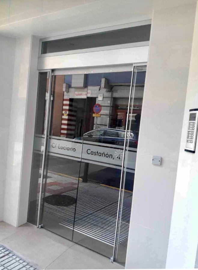 La Gaviota, Gijon Appartement Buitenkant foto